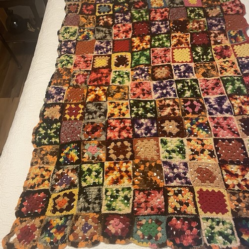 Rosanne grannycore square fall - rosanne,