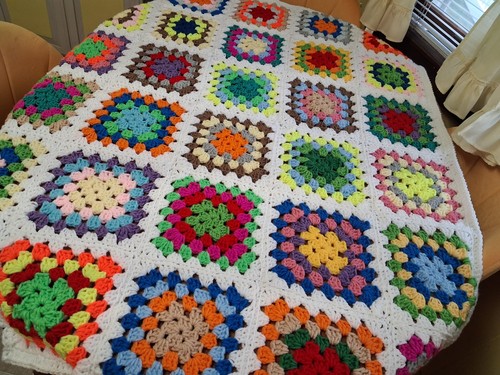 New hand crochet granny - hand,